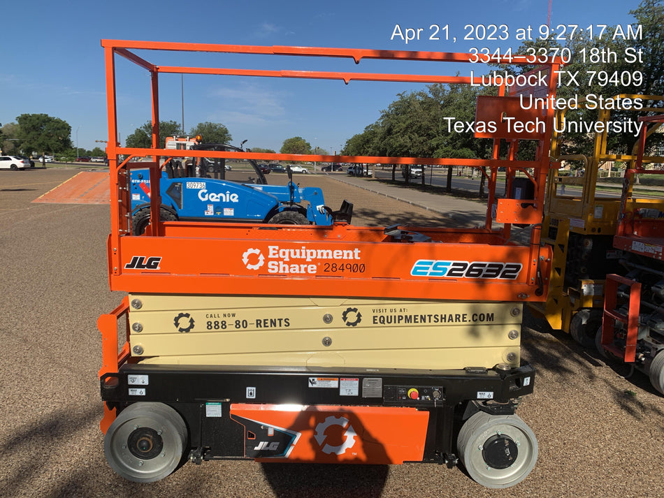2022 JLG ES2632