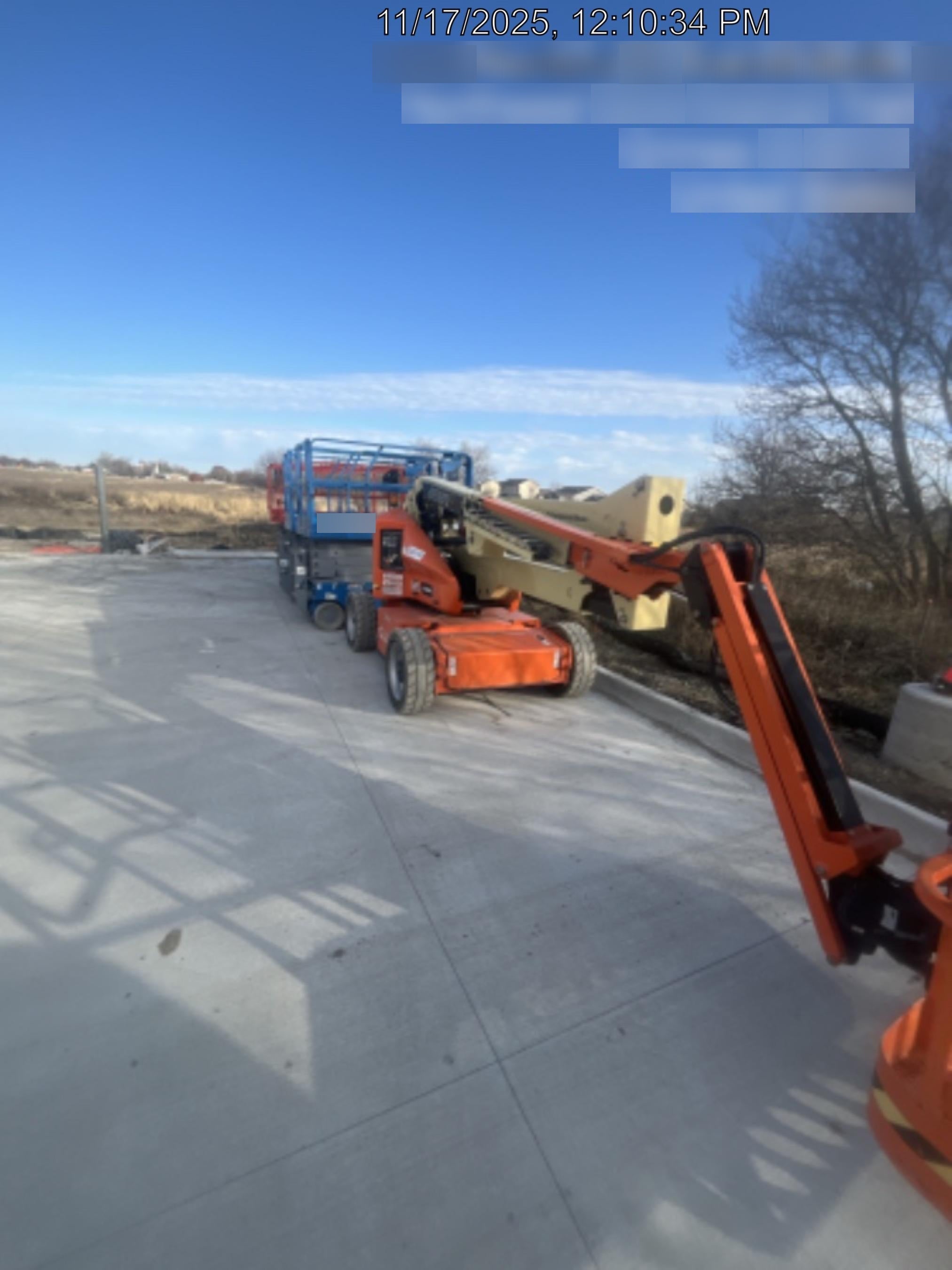 2023 JLG E450AJ