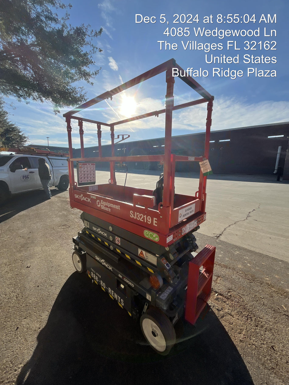 2024 Skyjack SJ3219 Electric Drive, Sld NM Tires, DBcns, RFRails, Power to Platform, T3 + Access Control