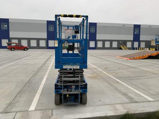 2020 Genie GS-1930 Solid Non Marking Tires, Beacon, Folding rails with half height swing gate, 800W Inverter