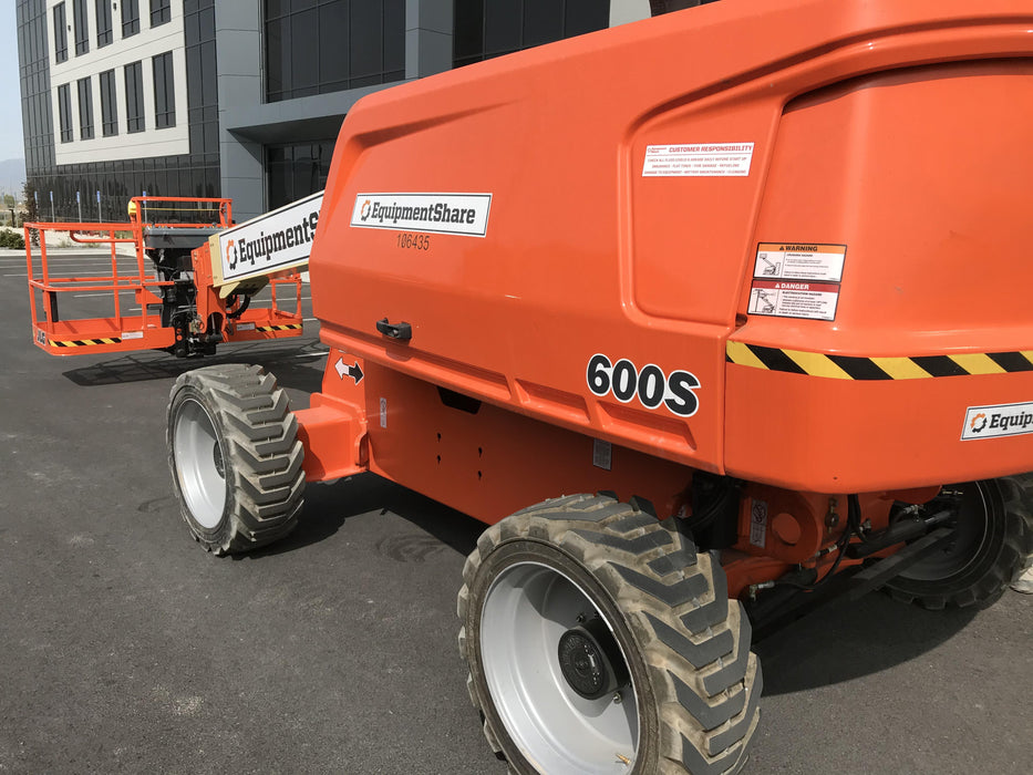 2020 JLG 600S
