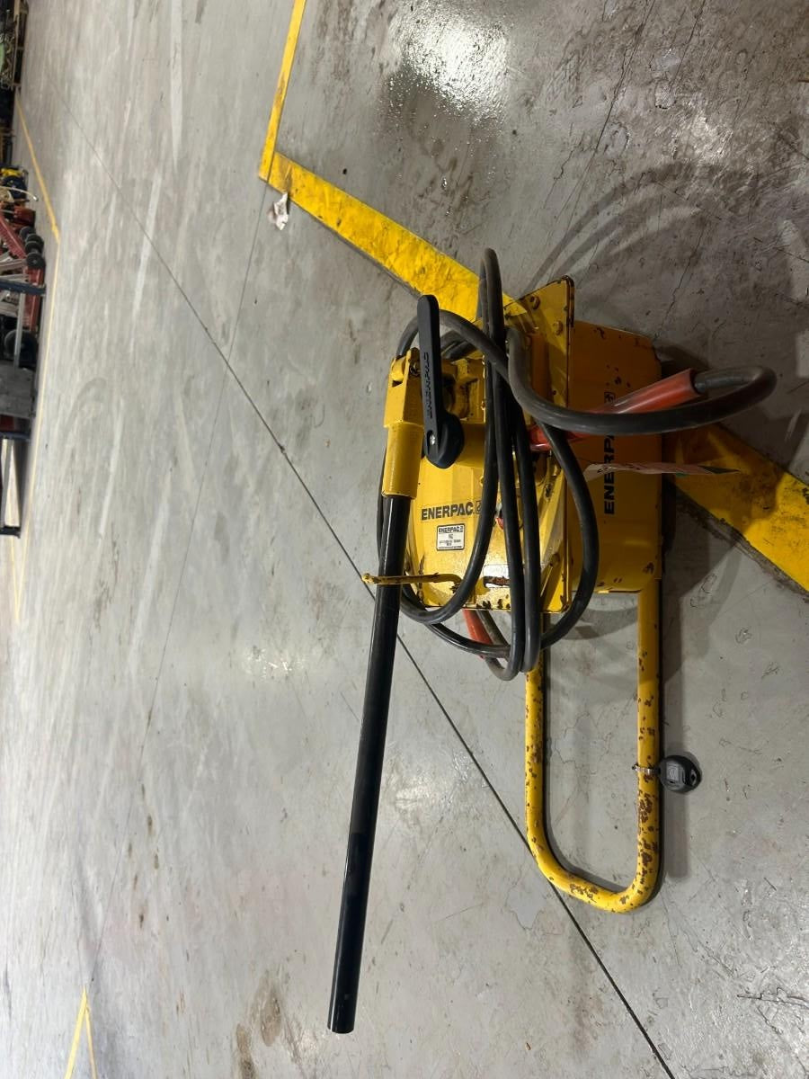 2022 ENERPAC P462