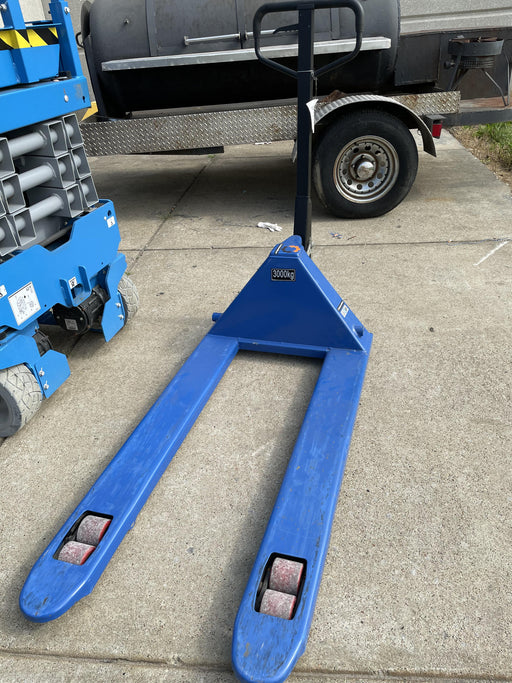 2022 ARROW MATERIAL HANDLING 48" Pallet Forks - Arrow