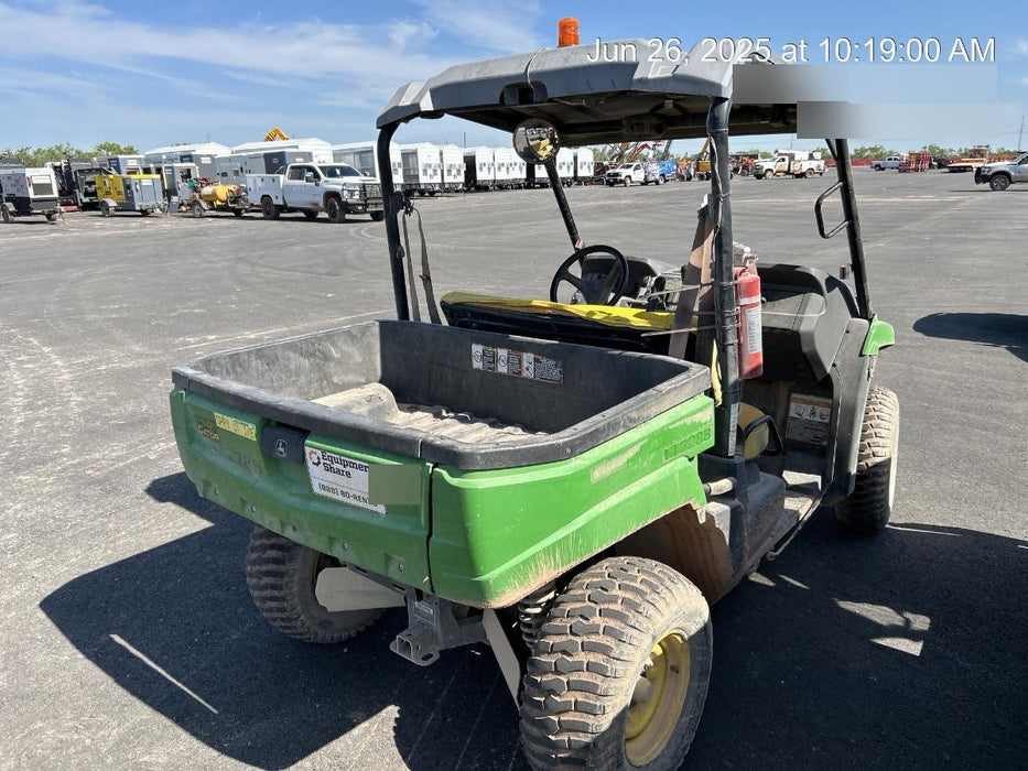2020 John Deere XUV560E GATOR 4wd Utility Cart, Gas, 2 Seat, LED Strobe, Windshield Tempered Glass, Plastic Canopy, Wire Harness Kit, Backup Alarm