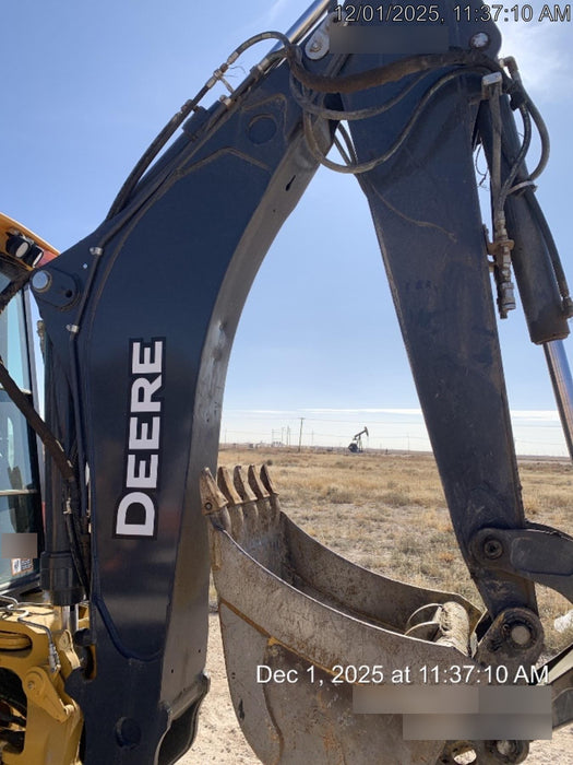 2019 John Deere 410L 4WD, CAB/HVAC, Standard Dipperstick, ISO Controls, Rear Aux Hydraulics, Manual QC w/1.5 Yd Bucket w/Forks, 24" Bucket