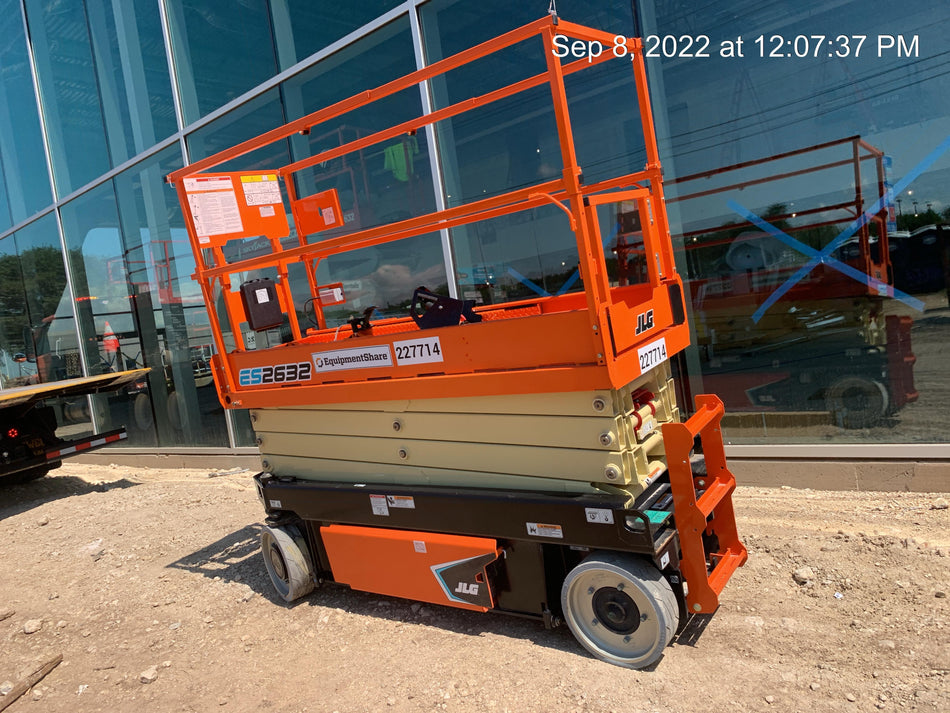 2022 JLG ES2632