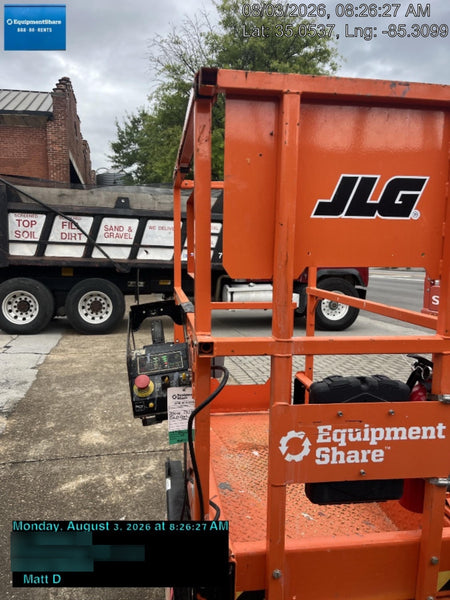 2022 JLG ES1330L