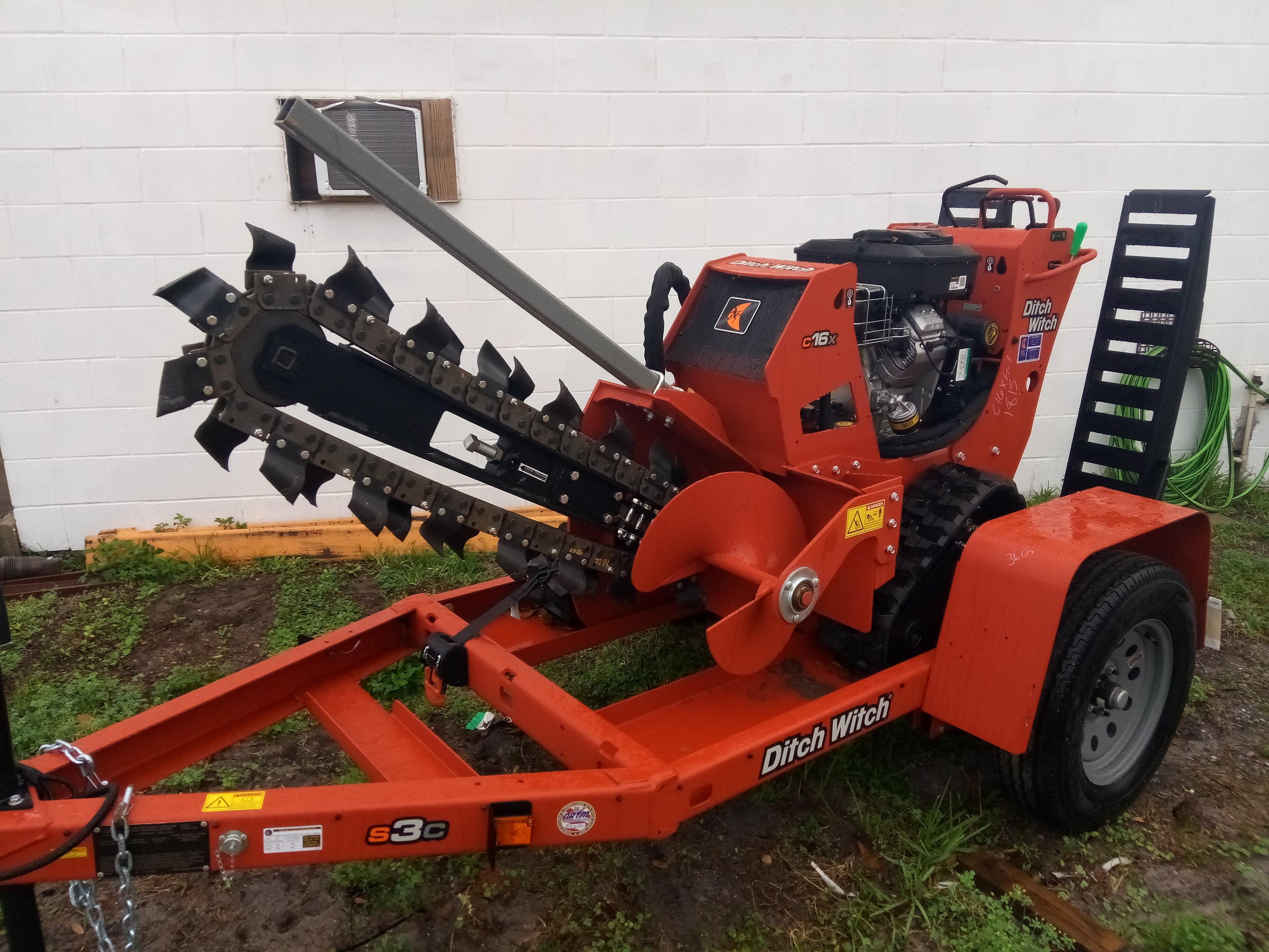 2019 DITCH WITCH S3C