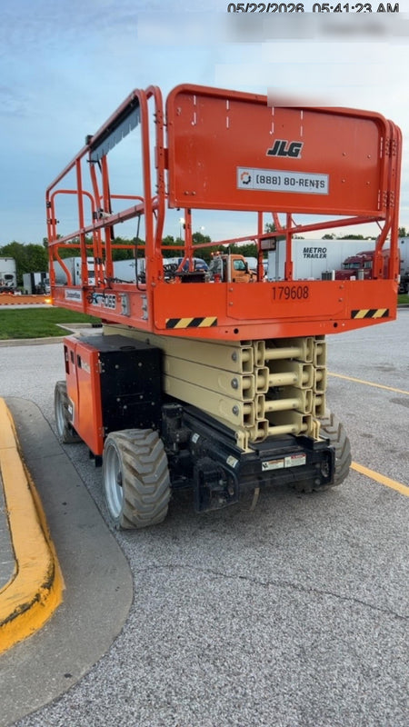 2021 JLG ERT4069