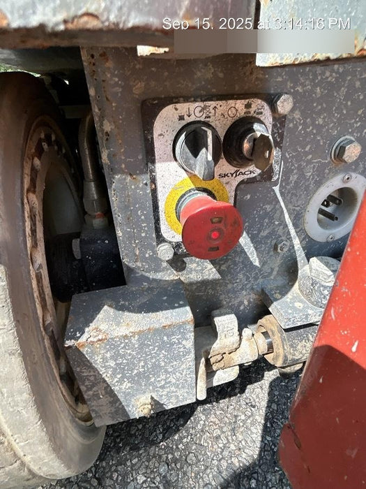 2018 Skyjack SJIII-3226 Skyjack SJIII3226 Scissor Lift w/Trojan Batteries