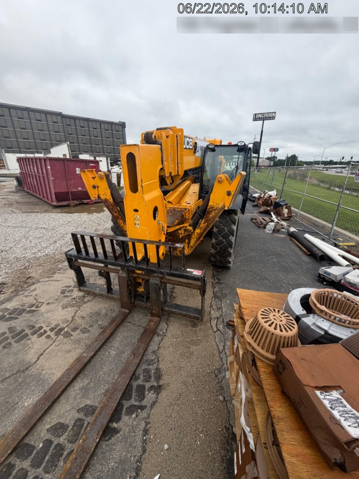 2022 JCB 510-56