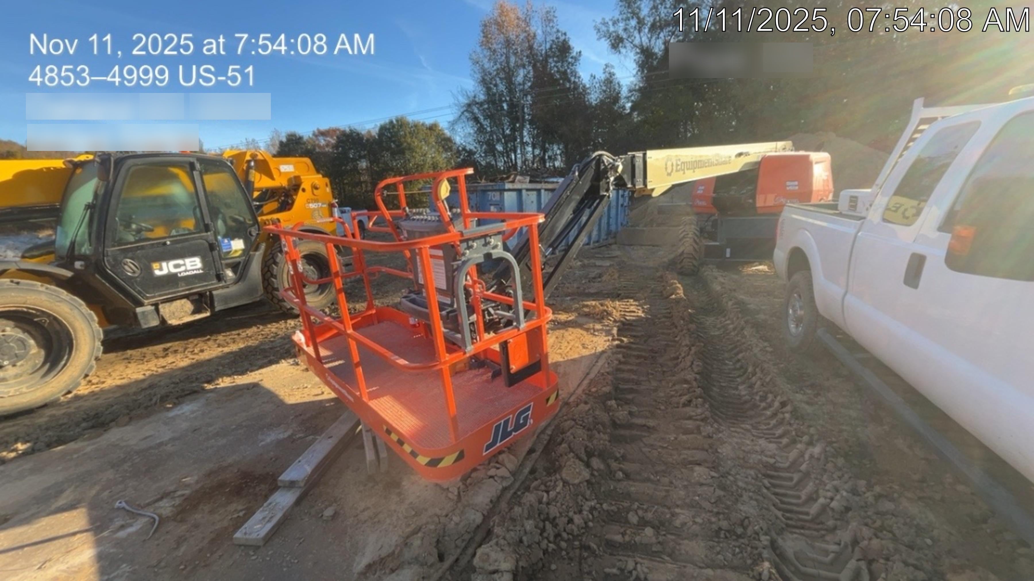 2025 JLG 660SJ