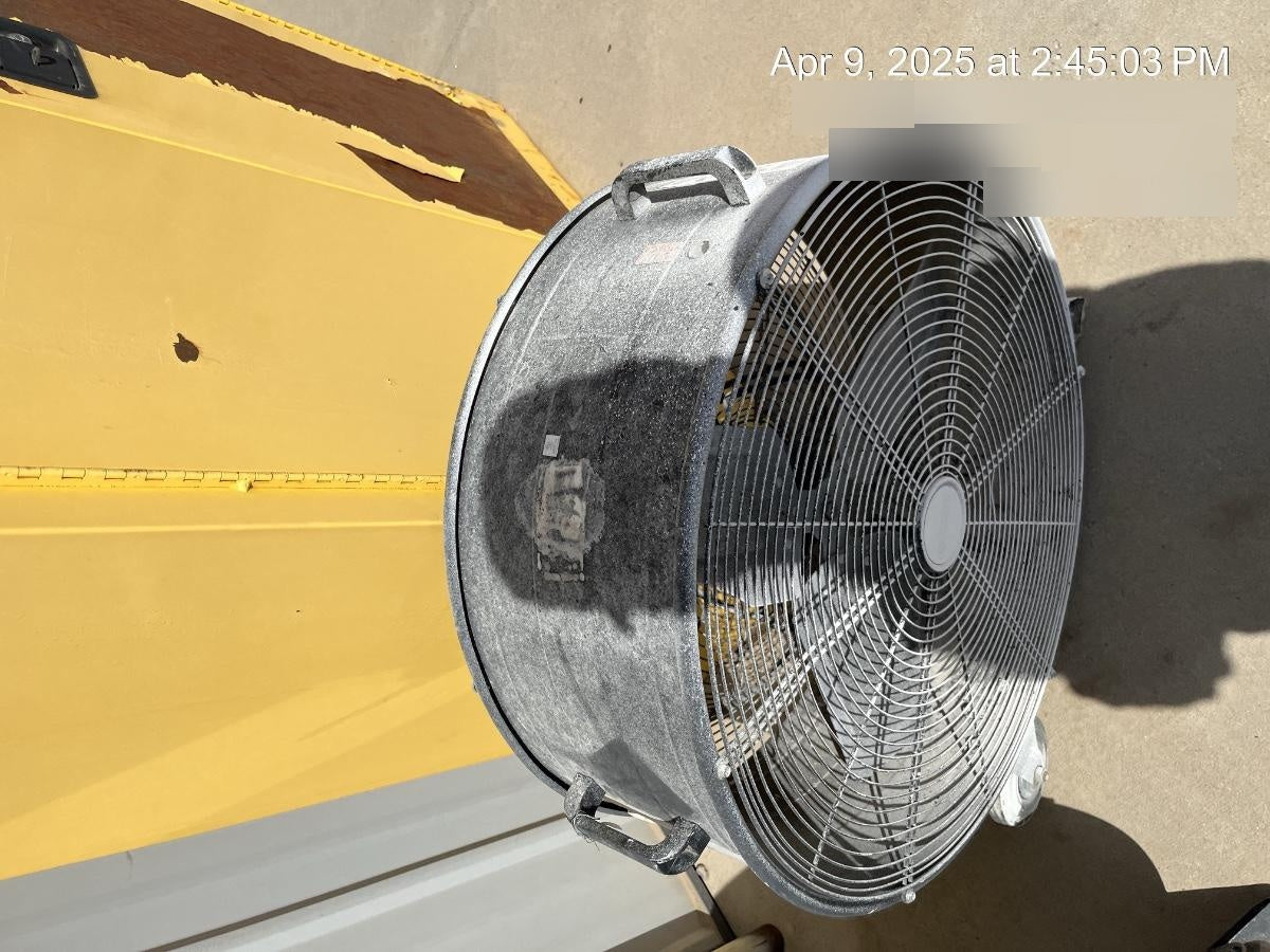 2019 CENTRAL MACHINERY 24" SHOP FAN