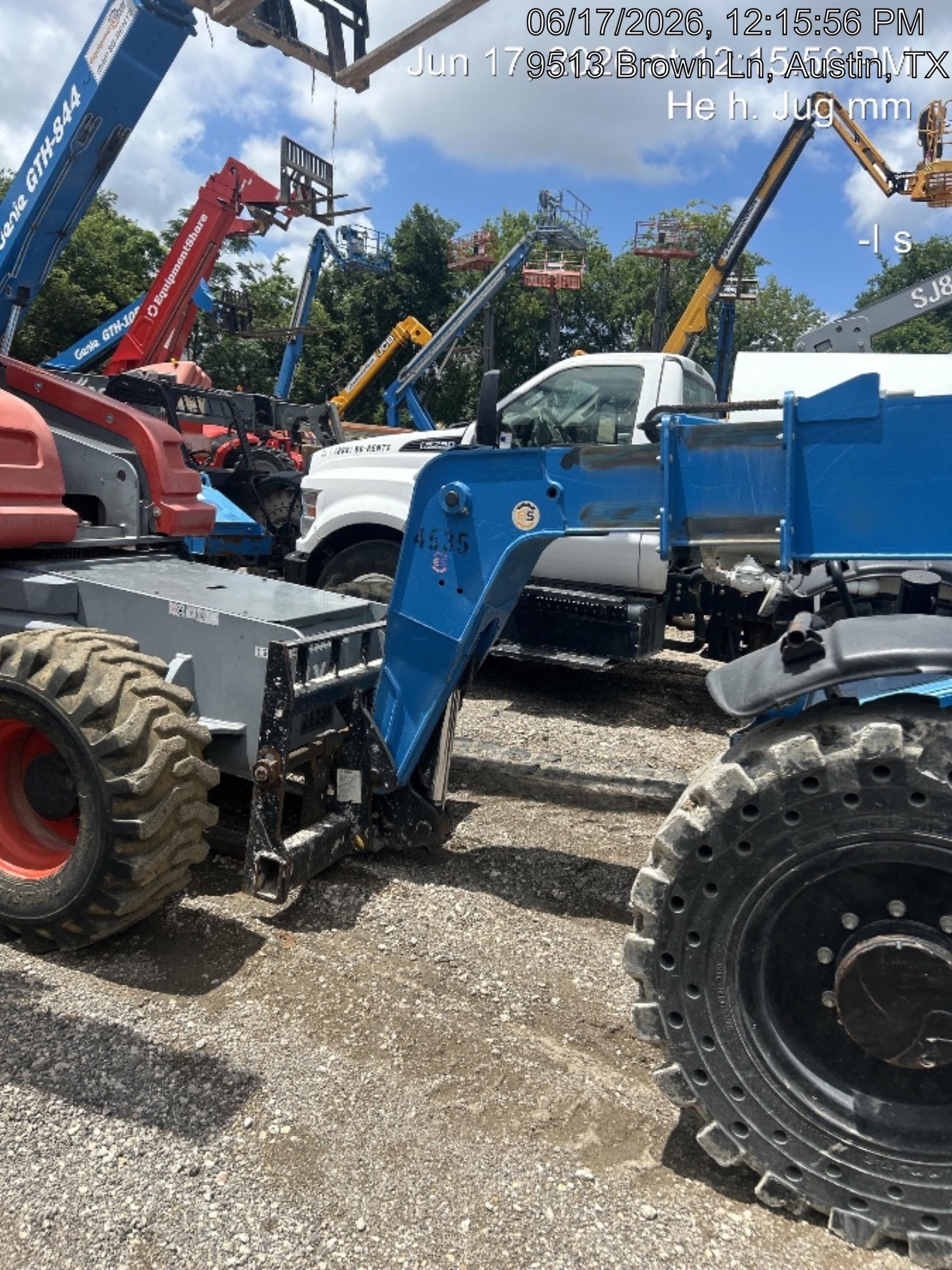 2017 GENIE GTH-844