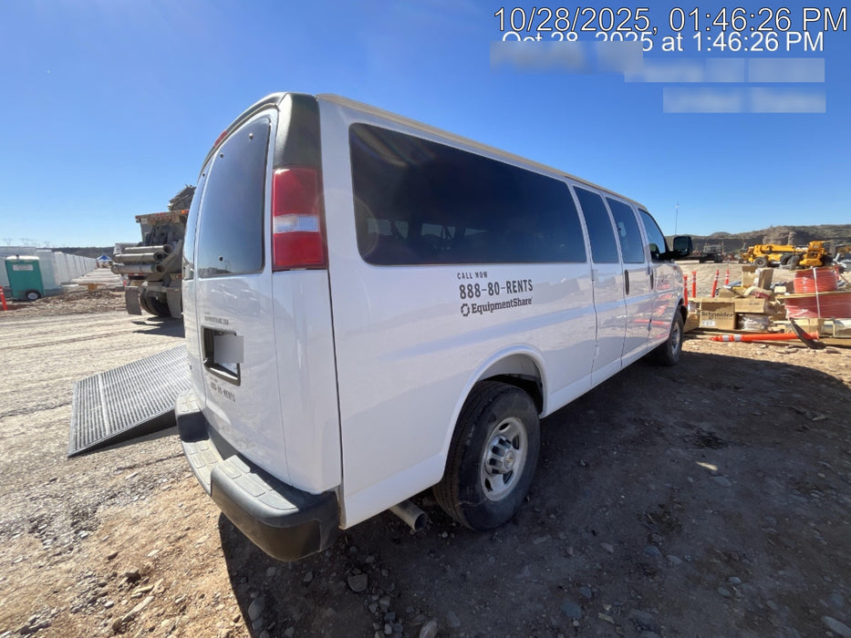 2025 CHEVROLET Express Van - Rental