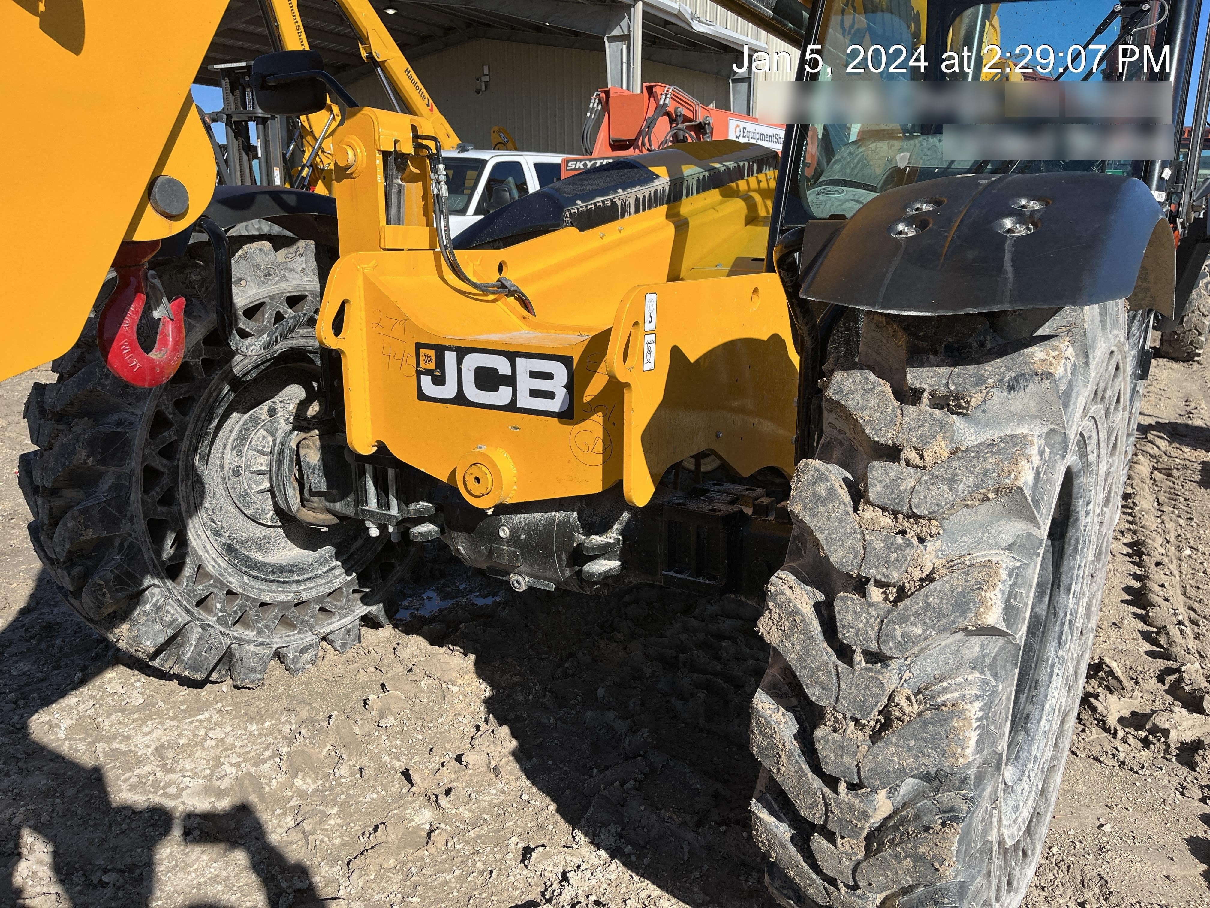 2023 JCB 509-42