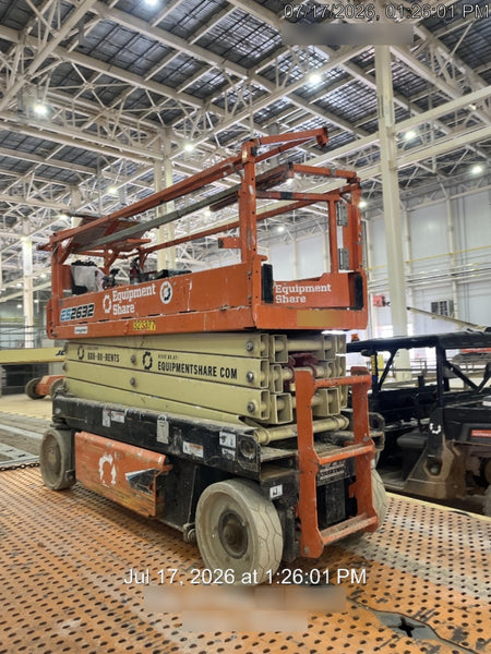 2023 JLG ES2632