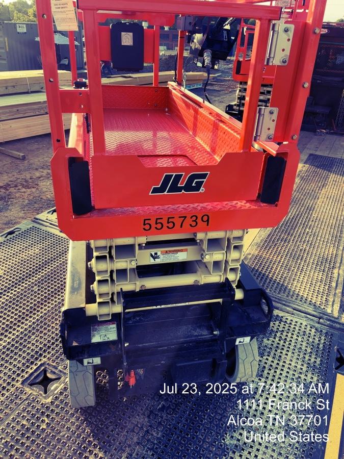 2025 JLG ES1932