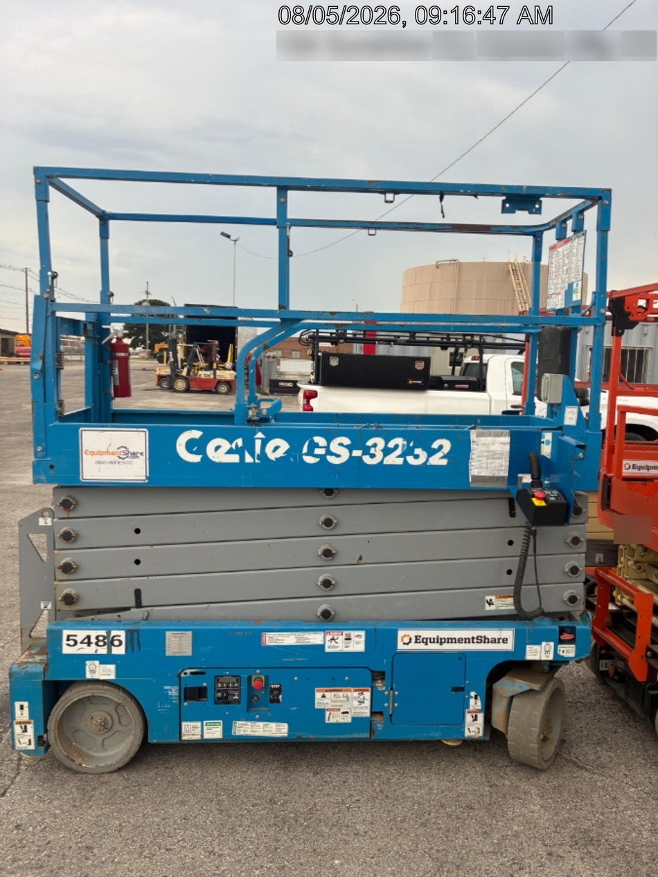2017 Genie GS-3232 Genie GS3232 32' Scissor Lift