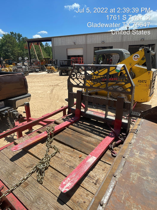 2020 EMKAY 48" Pallet Forks - Emkay