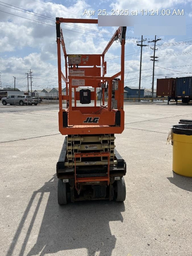 2022 JLG ES1932