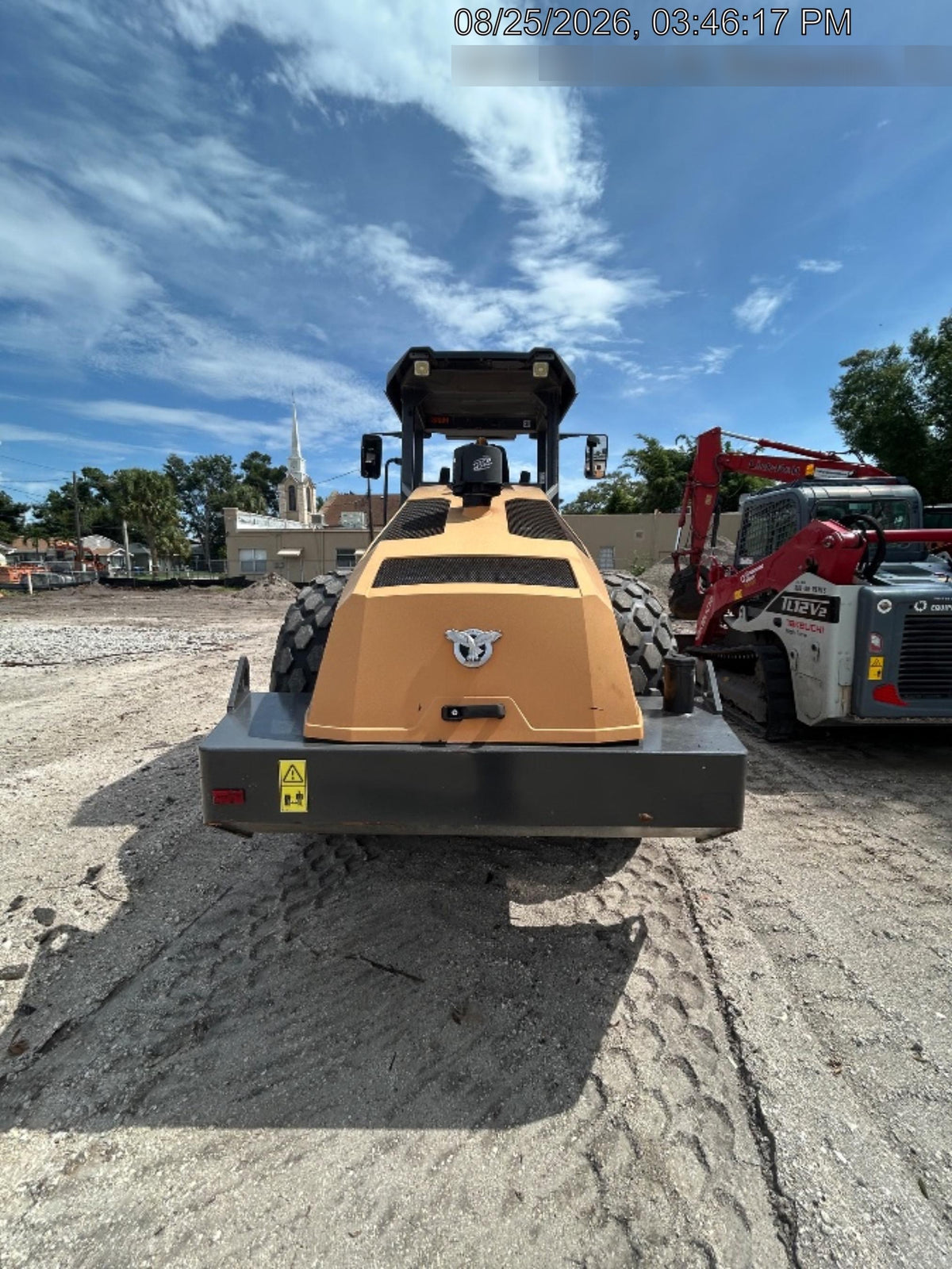 2022 CASE SV211ESM