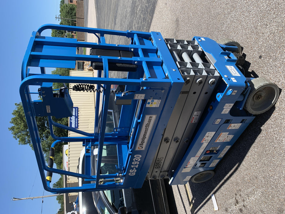 2020 Genie GS-1930 Solid Non Marking Tires, Beacon, Folding rails with half height swing gate