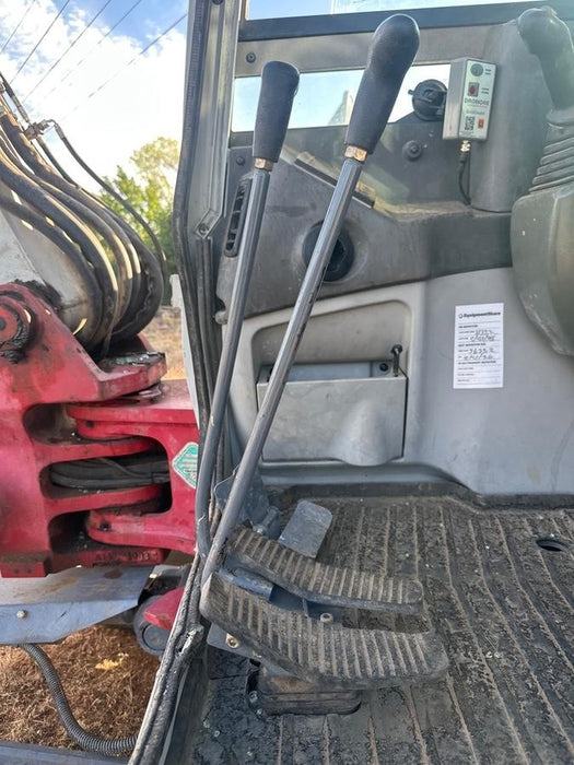 2019 Takeuchi TB290 Cab/Heat/AC Rubber tracks, Dozer blade, Travel alarm, Auxiliary hydraulics Manual QC, Hydraulic thumb, 18", 24", and 36" Buckets