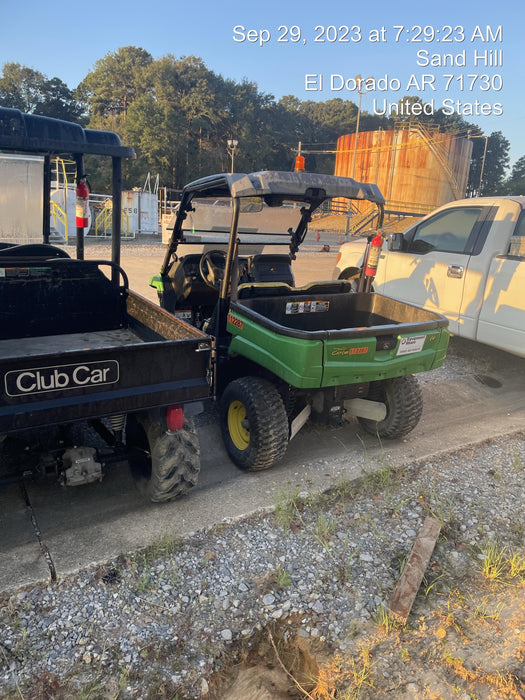 2020 John Deere XUV560E GATOR 4wd Utility Cart, Gas, 2 Seat, LED Strobe, Windshield Tempered Glass, Plastic Canopy, Wire Harness Kit, Backup Alarm