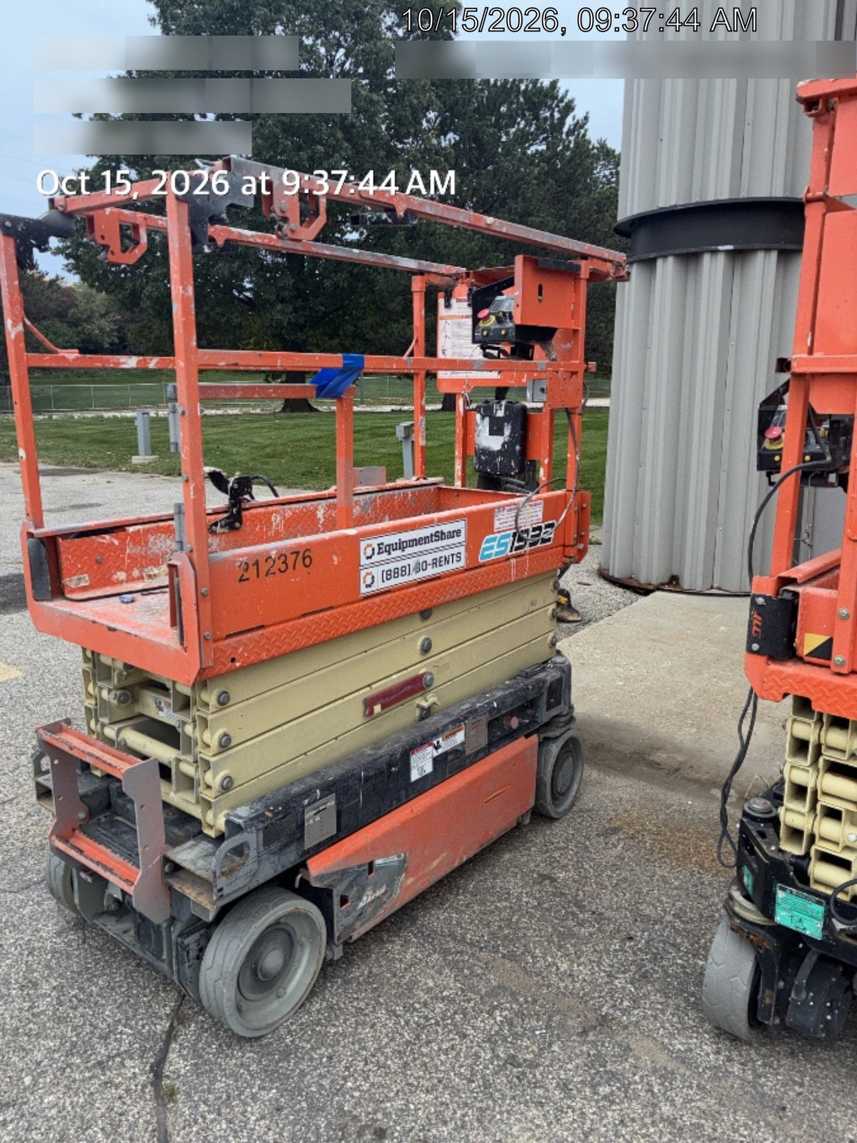 2022 JLG ES1932