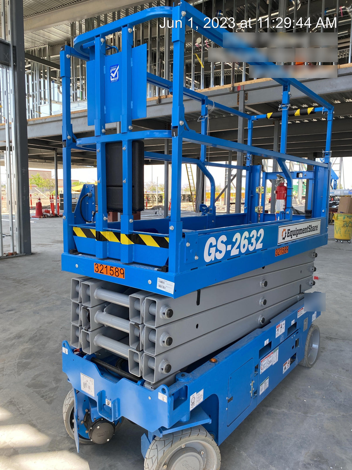 2023 GENIE GS-2632