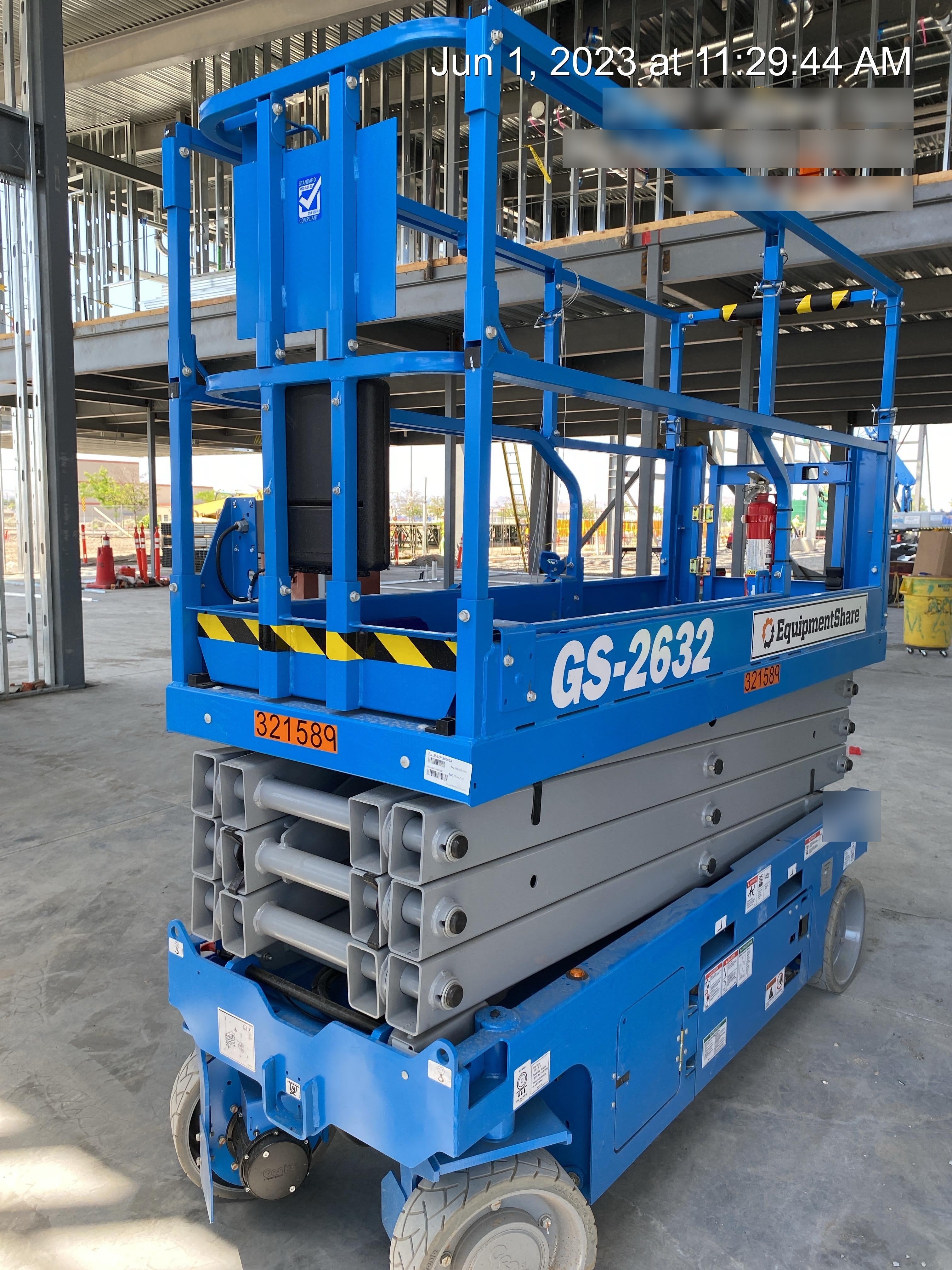 2023 GENIE GS-2632