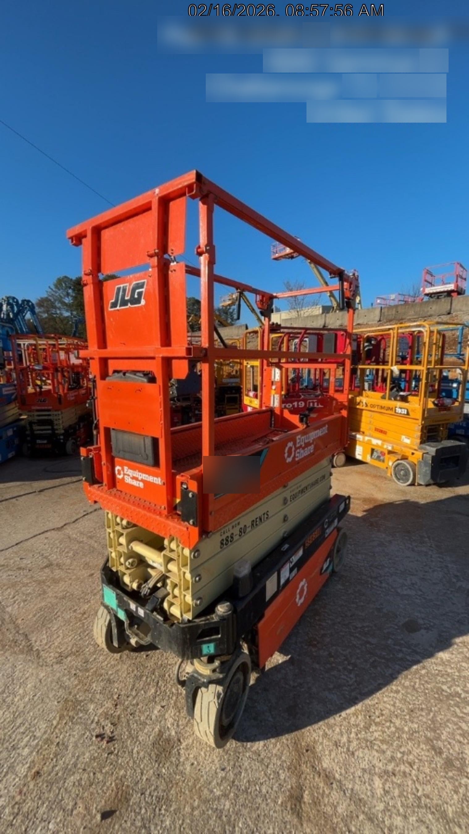 2025 JLG ES1932