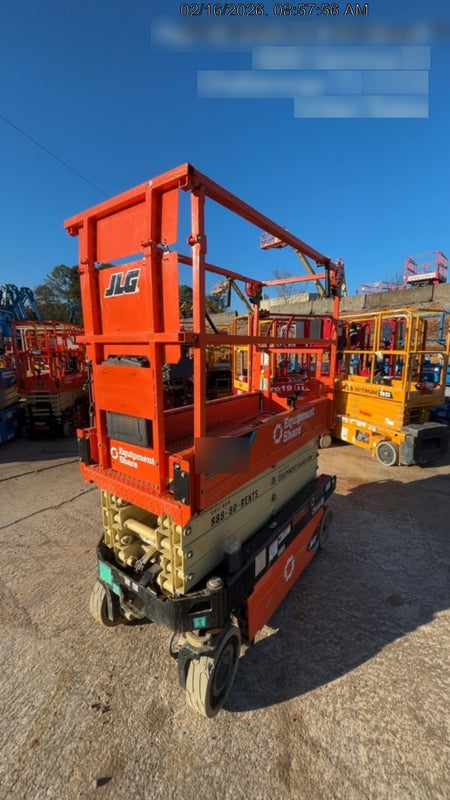 2025 JLG ES1932