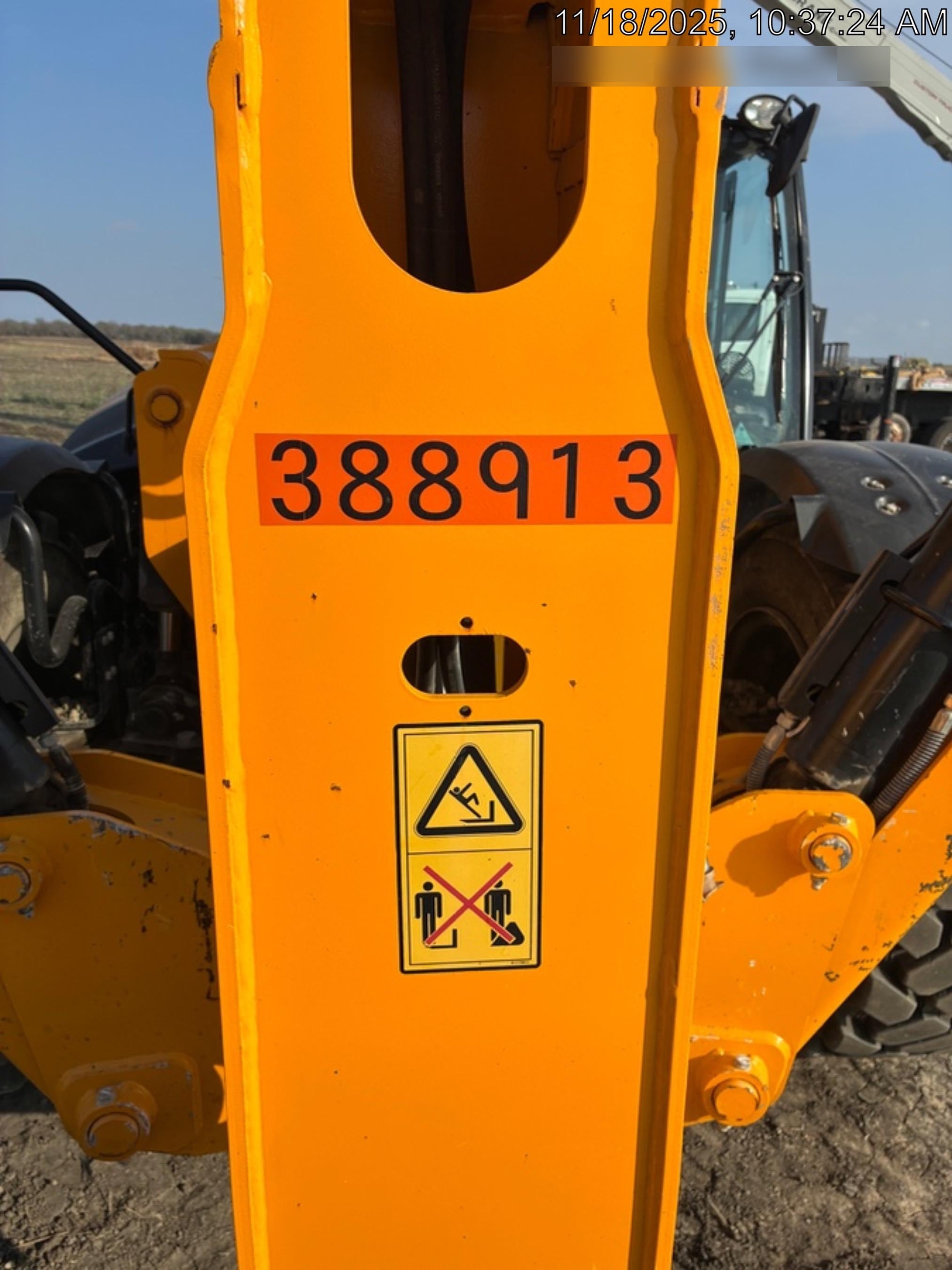 2024 JCB 510-56