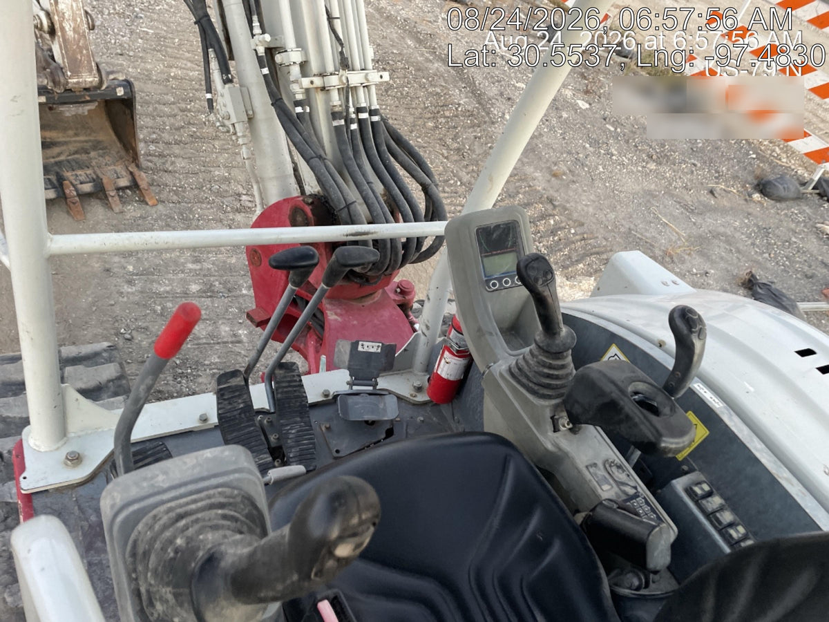 2021 TAKEUCHI TB250-2