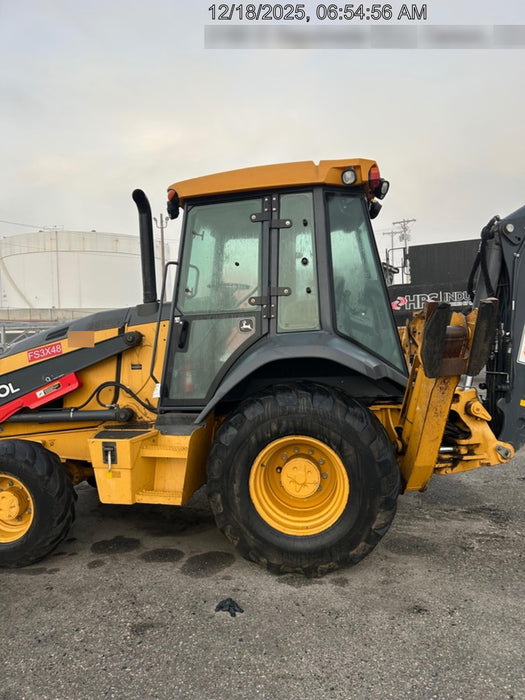 2019 John Deere 410L 4WD, CAB/HVAC, Standard Dipperstick, ISO Controls, Rear Aux Hydraulics, Manual QC w/1.5 Yd Bucket w/Forks, 24" Bucket