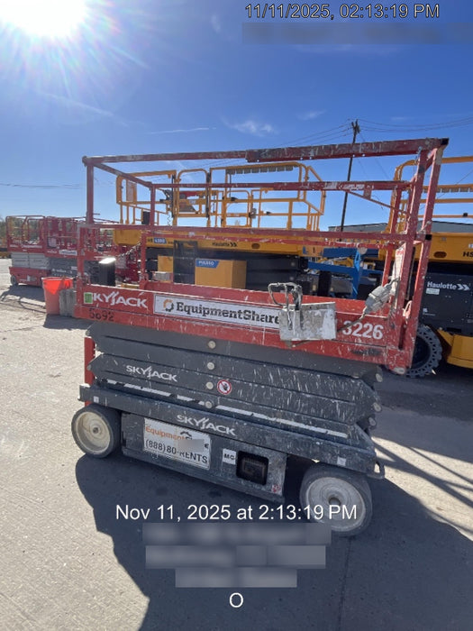 2017 Skyjack SJIII-3226 Skyjack SJ3226, Trojan Battery Set, Extended Warranty 5yr/5k hr