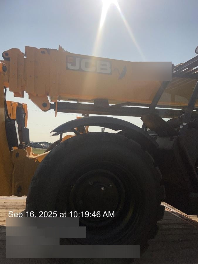2025 JCB 512-56