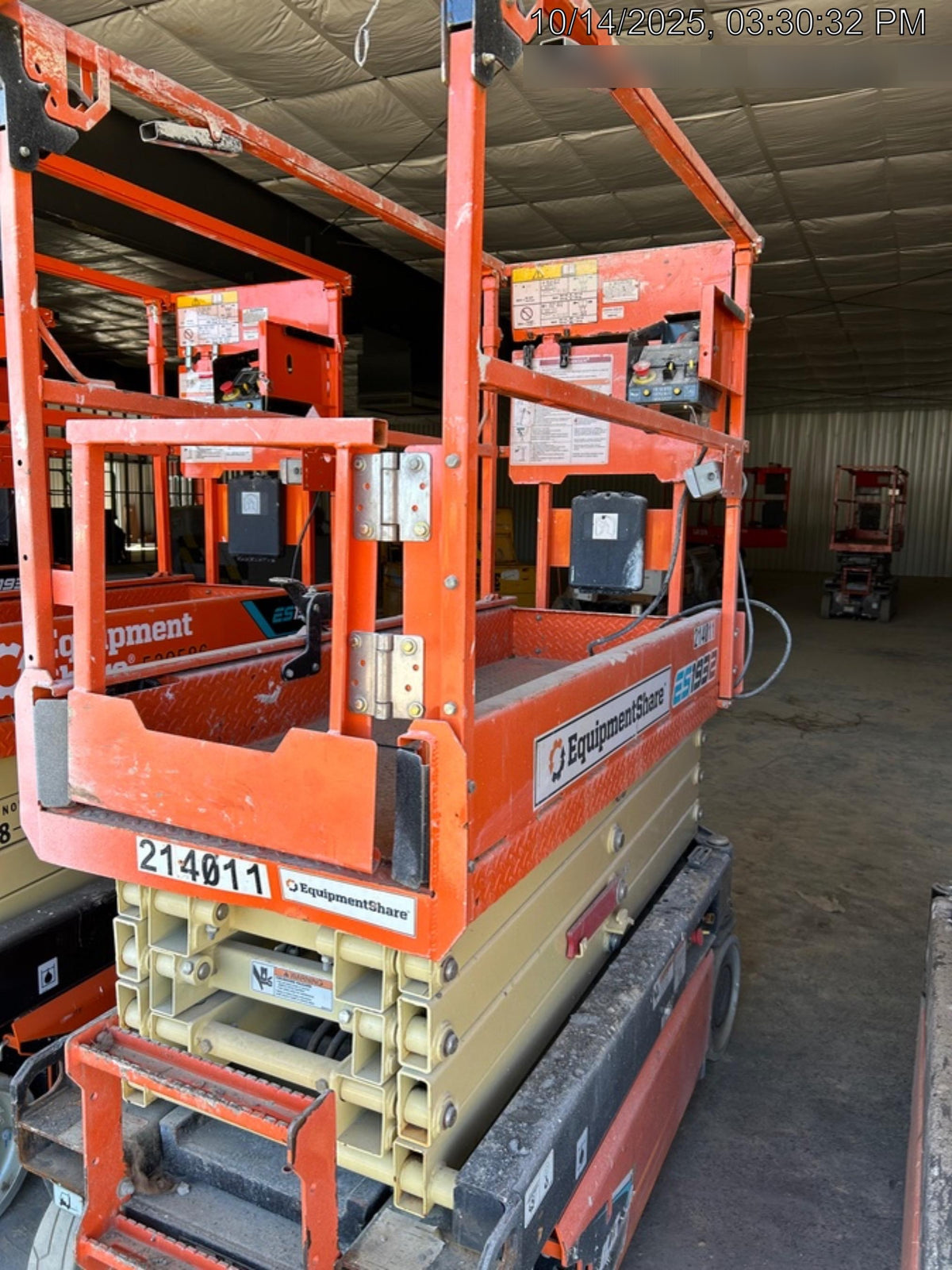 2022 JLG ES1932