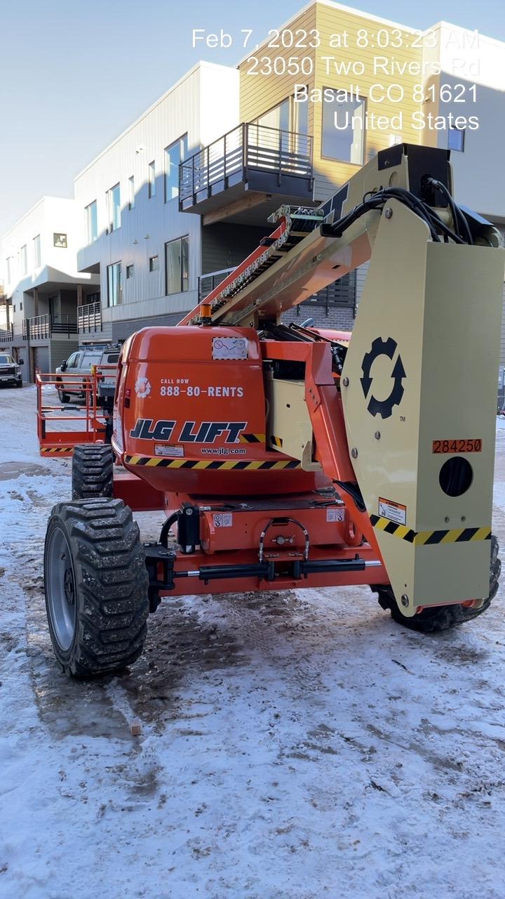2022 JLG 600AJ