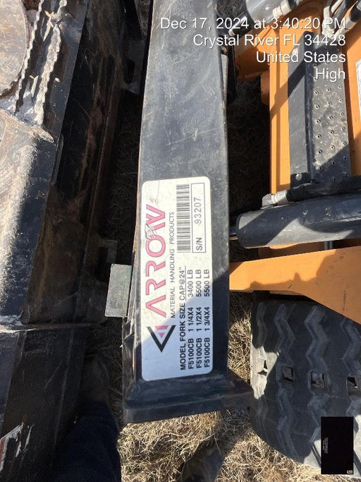 2017 JLG 48" Pallet Forks - JLG