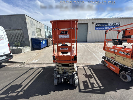 2021 JLG ES1932