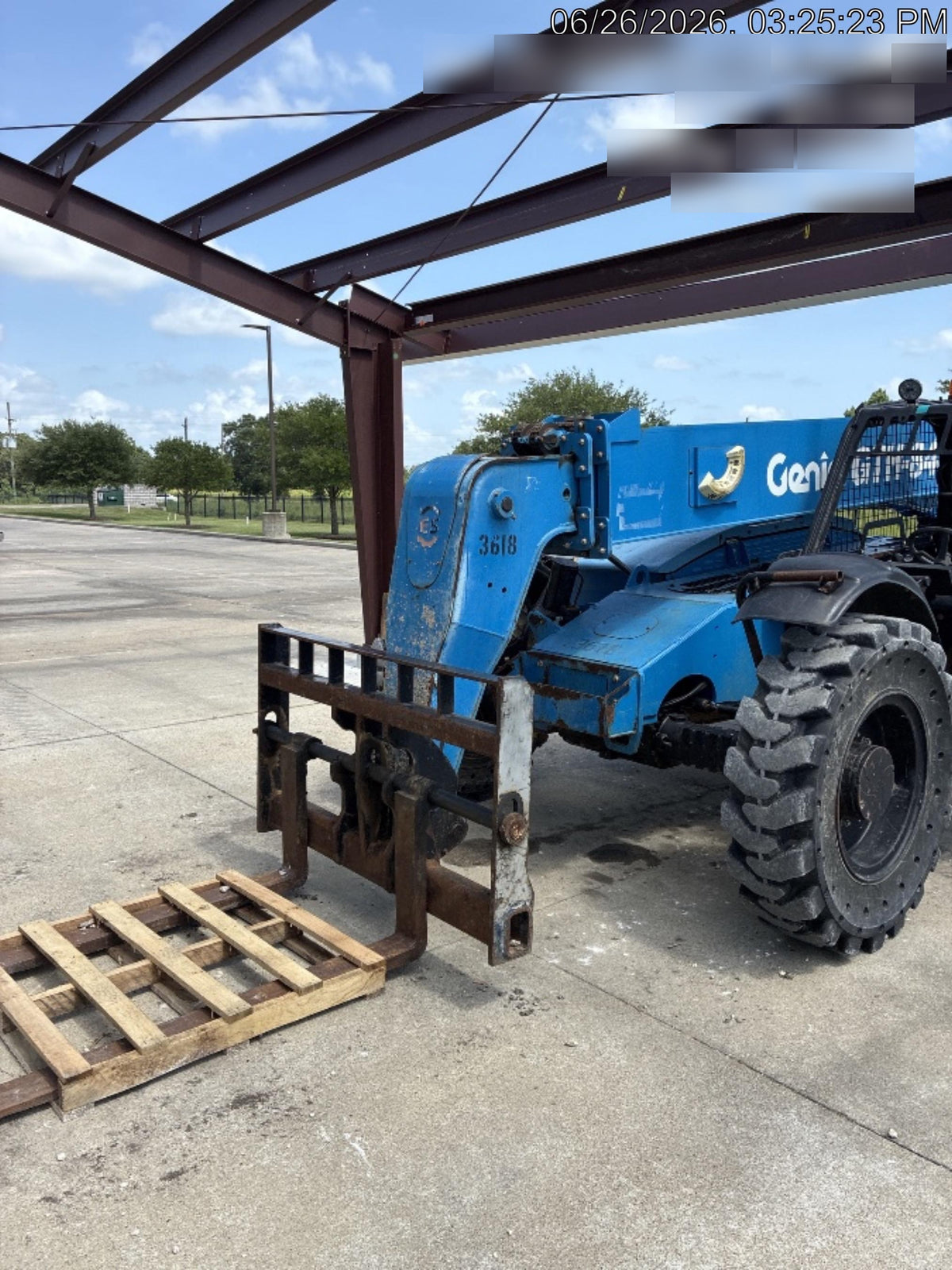2017 GENIE GTH-844