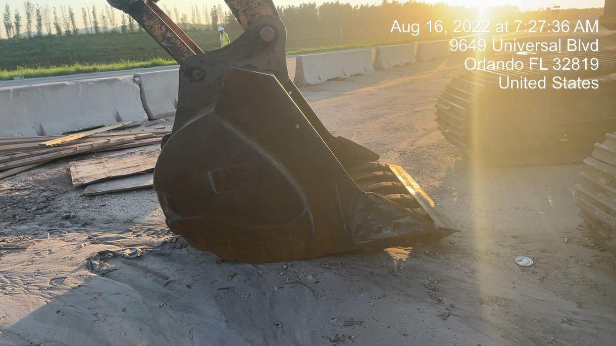 2017 WERK-BRAU 60" Bucket - Werk-Brau