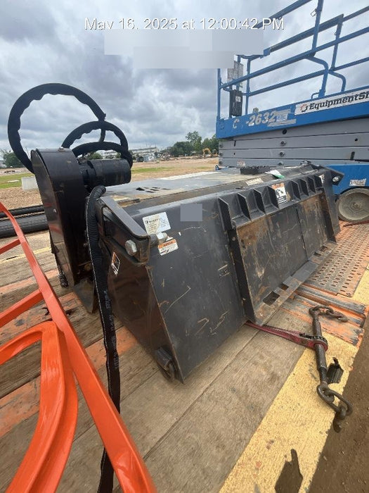 2021 PALADIN LAF3576-0022