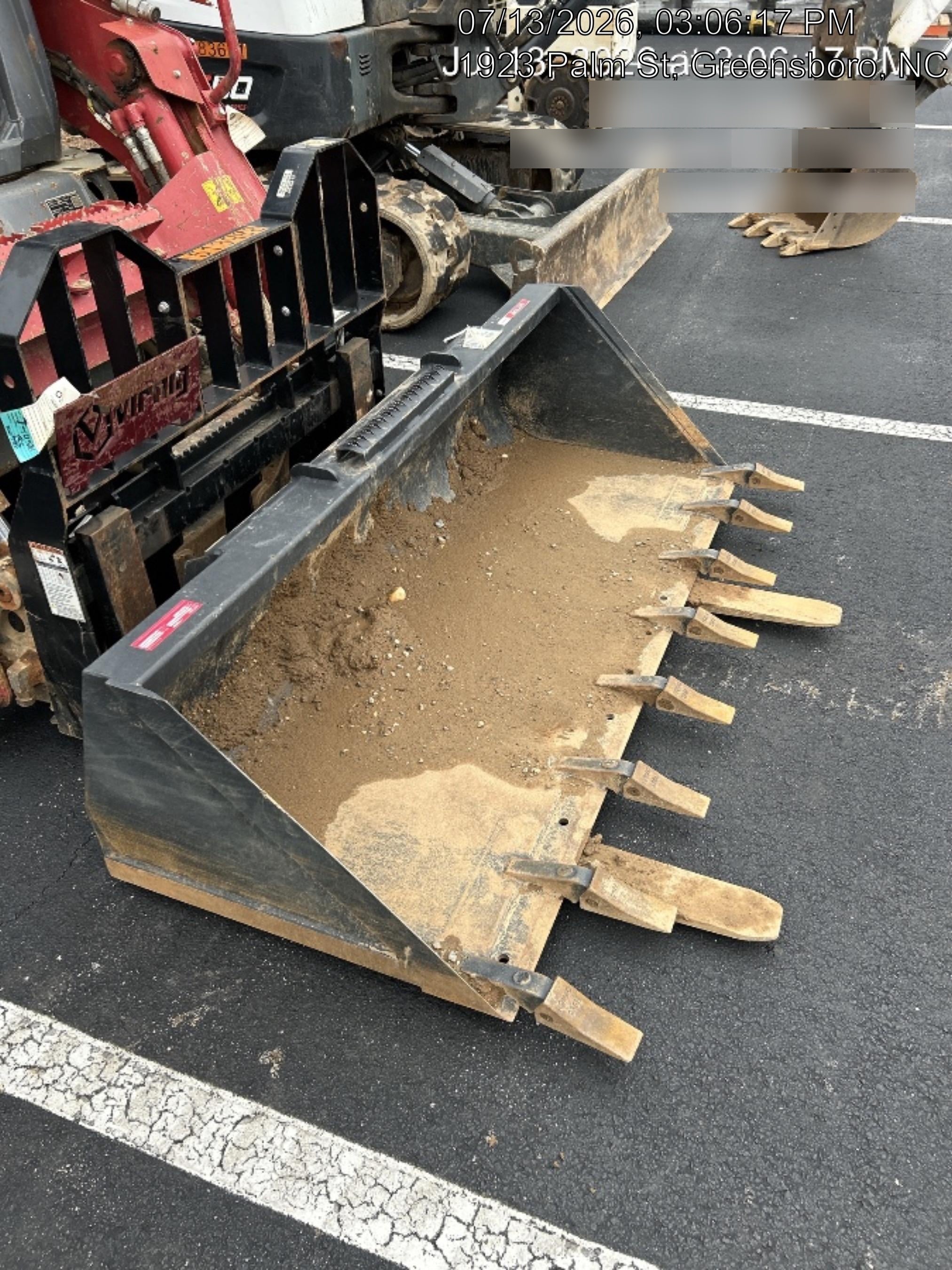 2025 VIRNIG 48" Pallet Forks - Virnig