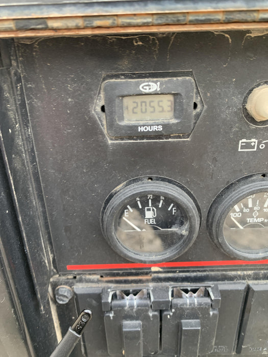 2019 Lincoln Electric Vantage 322 Welder Ready-Pak 3, Two wheel trailer, Fender and Light kit, Cable Rack