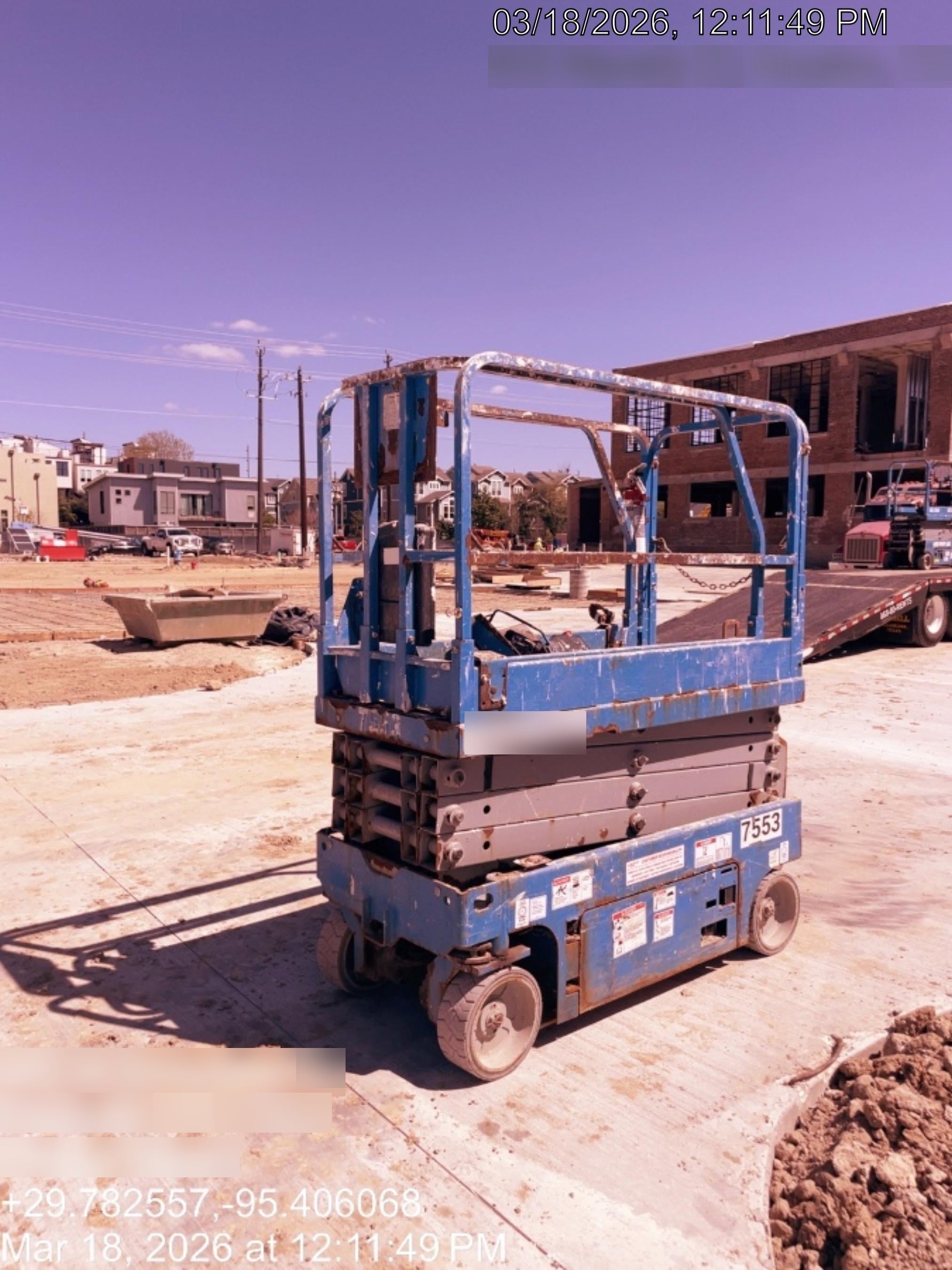 2017 Genie GS-1930 Genie GS-1930 Lift w/Fixed Rail and Chain Entry