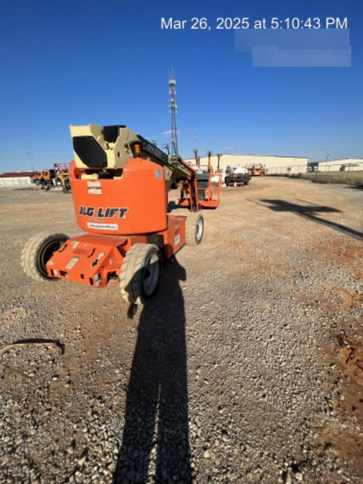 2019 JLG E450AJ